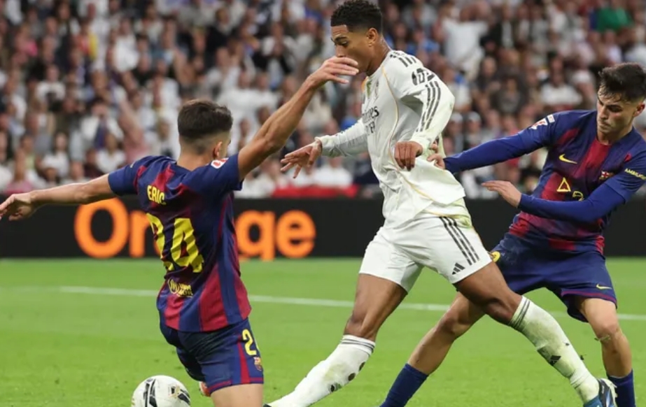 Liga : Le Real Madrid domine le Barça dans un Clasico plein de rebondissements