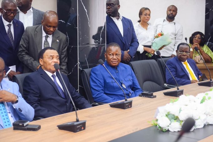 RDC : Lévi Mbuta rend hommage au Professeur Mabi Mulumba, pionnier de la Cour des comptes