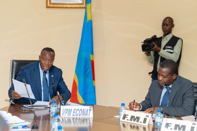 « RDC-FMI : Daniel Mukoko Samba annonce l’apurement total des PMAG 2024 et le paiement imminent pour 2025 »