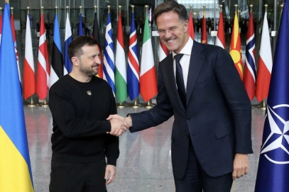 Attentat à Ternopil : Zelensky reçoit le soutien de l’OTAN et appelle à une diplomatie rapide pour la paix