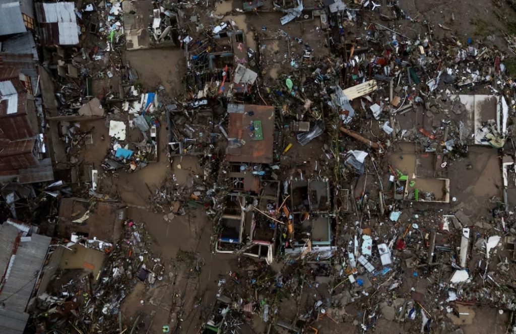 Typhon Kalmaegi aux Philippines : 114 morts, des milliers sinistrés, et une menace imminente pour le Vietnam