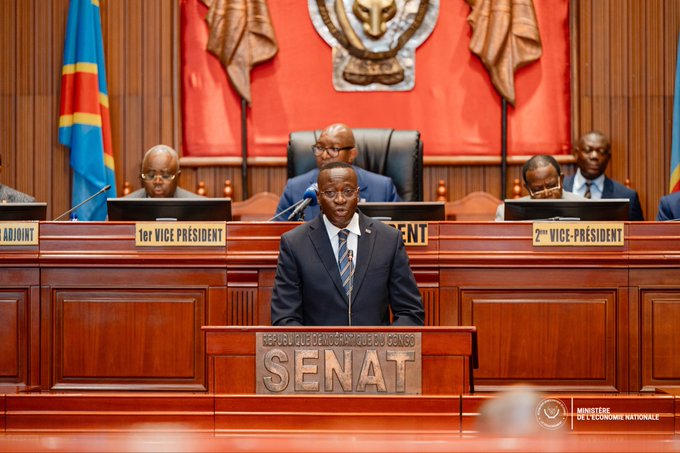 Le Gouvernement réaffirme son engagement à stabiliser le franc congolais et à protéger le pouvoir d’achat des citoyens