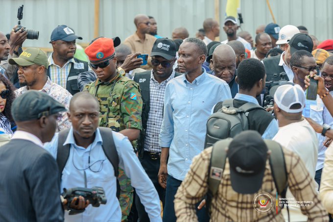 Kinshasa : Le ministre John Banza Lunda engage la lutte contre l’urbanisme anarchique pour prévenir les inondations