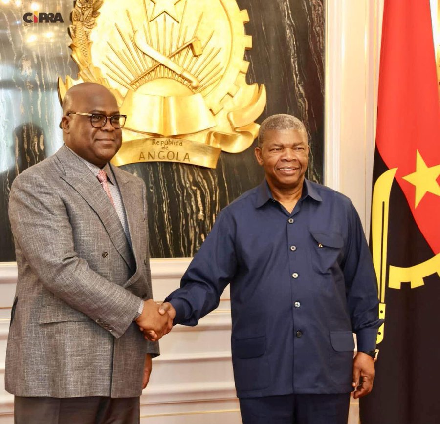 Félix Tshisekedi attendu à Luanda : Une participation historique au 50e anniversaire de l’indépendance de l’Angola