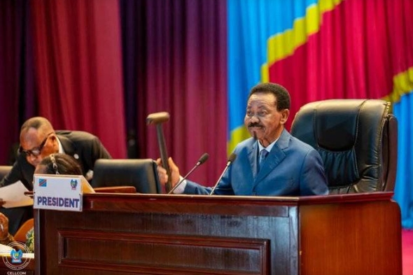 Assemblée nationale : Prorogation de l’état de siège et adoption de nouvelles lois sur le travail et l’élevage