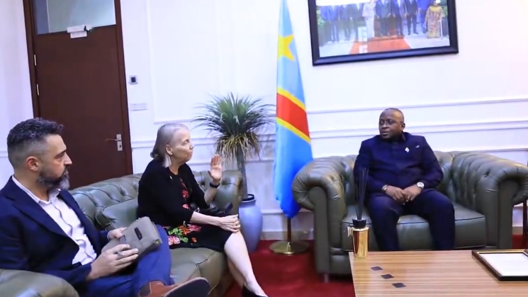 « RDC : Lucy Tamlyn interpelle le Rwanda après l’occupation d’Uvira et attend la réaction des États-Unis »