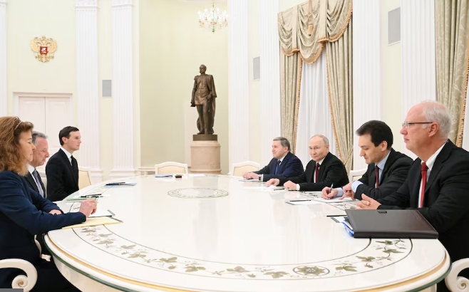 Poutine rencontre Kushner et Witkoff : nouvelles discussions pour la paix en Ukraine sous haute tension