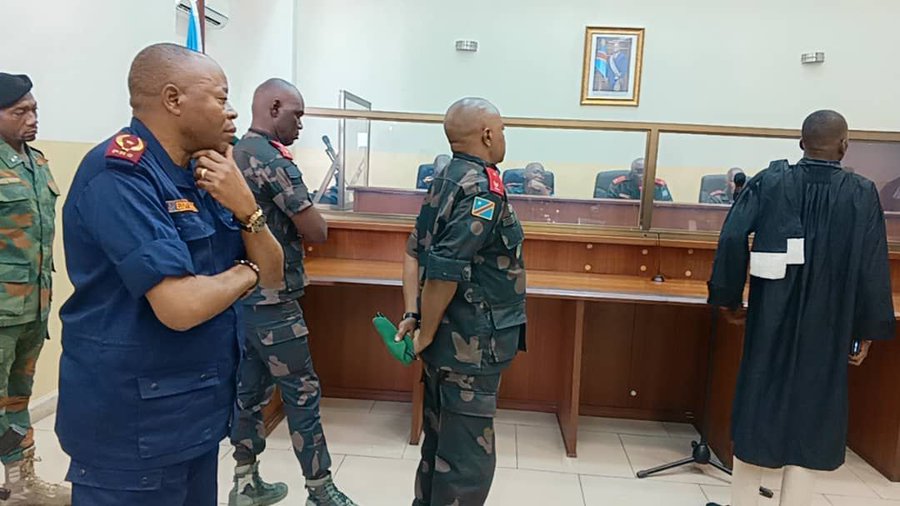 RDC : Quatre officiers généraux condamnés pour lâcheté devant l’ennemi dans l’Est du pays