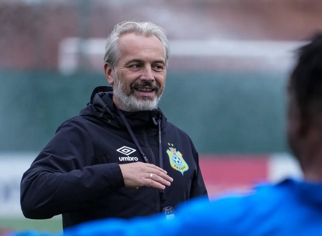 Choc Algérie -RD Congo à la CAN 2025 : « Nous avons aujourd’hui les armes pour passer ce tour », déclare Sébastien Desabre