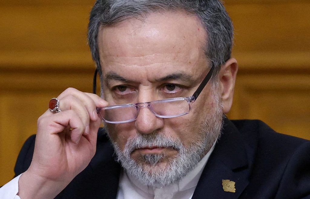 Iran : Abbas Araghchi ferme définitivement la porte aux négociations avec les États-Unis après une expérience de trahison
