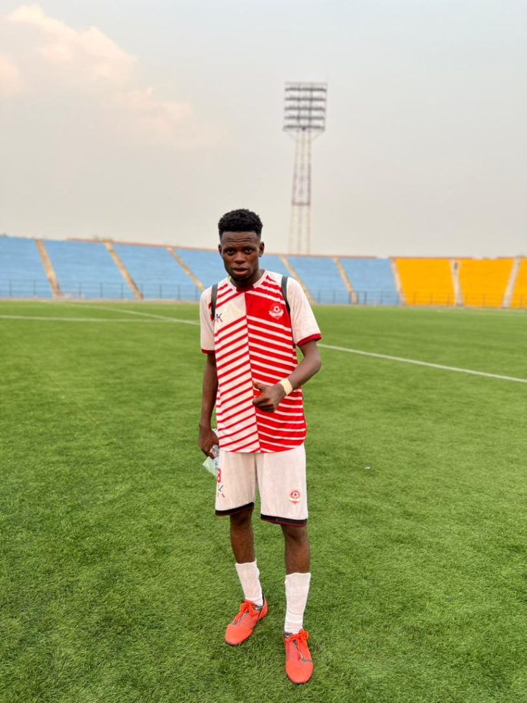 Kankolo Mbemba Belange : un jeune meneur congolais qui veut faire parler son talent