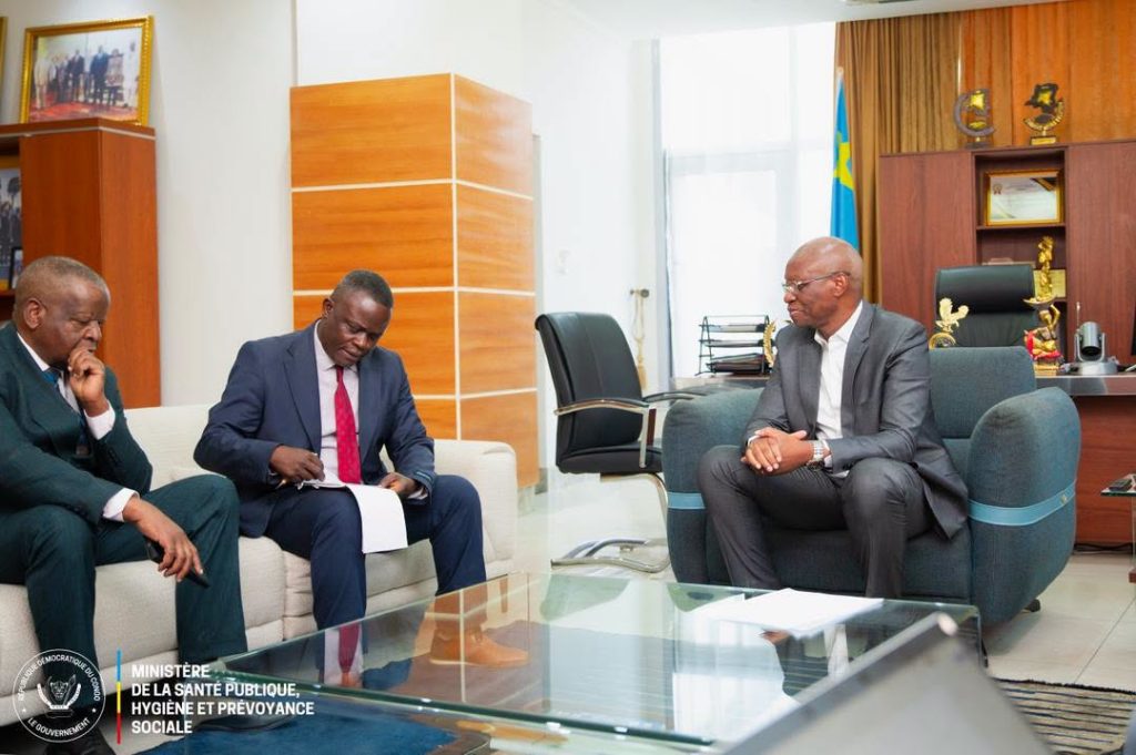 Maladie d’origine inconnue à Bulungu : Le caucus des députés nationaux du Kwilu chez le Ministre de la Santé Roger Kamba