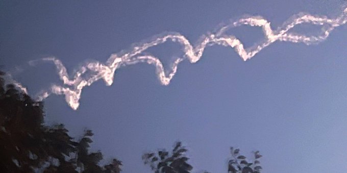 L’Iran revendique la destruction d’un HIMARS américain au Koweït, le CENTCOM dément catégoriquement L'Iran affirme avoir touché des lanceurs HIMARS américains au Koweït, alors que les tensions s'intensifient au Moyen-Orient.