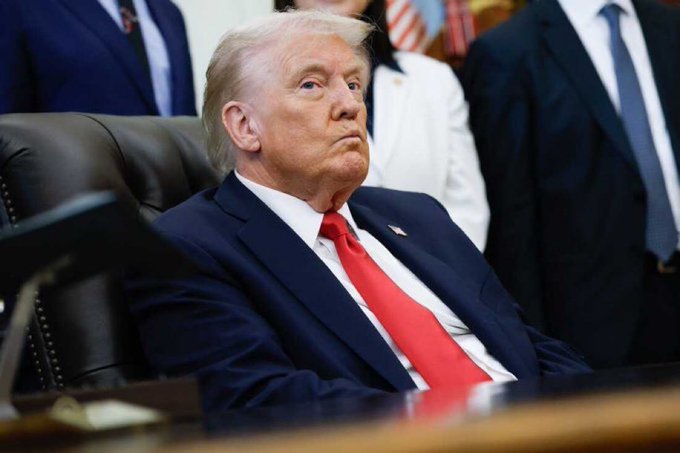 Trump menace l’Iran de représailles directes contre des infrastructures stratégiques après toute attaque contre des navires dans le détroit d’Ormuz