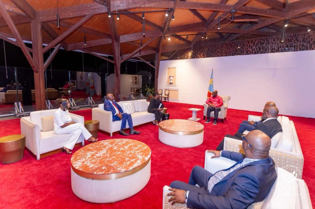 RDC : Le Président Tshisekedi a reçu le collectif des élus français originaires du Congo-Kinshasa engagé à vulgariser le Genocost