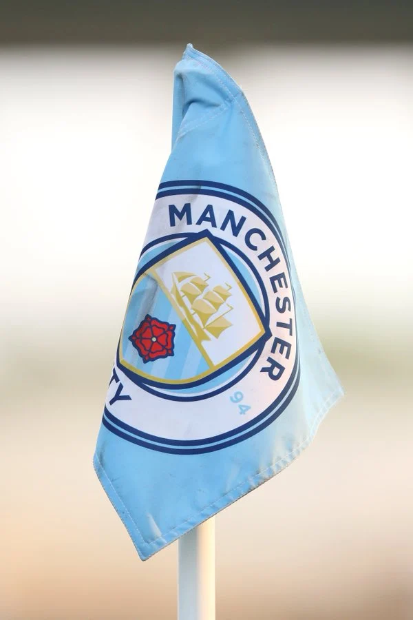 Manchester City reconnu coupable de graves violations financières par une commission indépendante de la Premier League