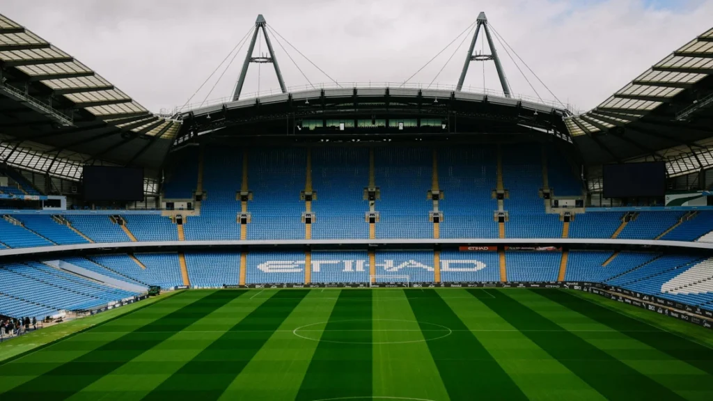Manchester City rejette les accusations et annonce un recours contre la décision de la Premier League