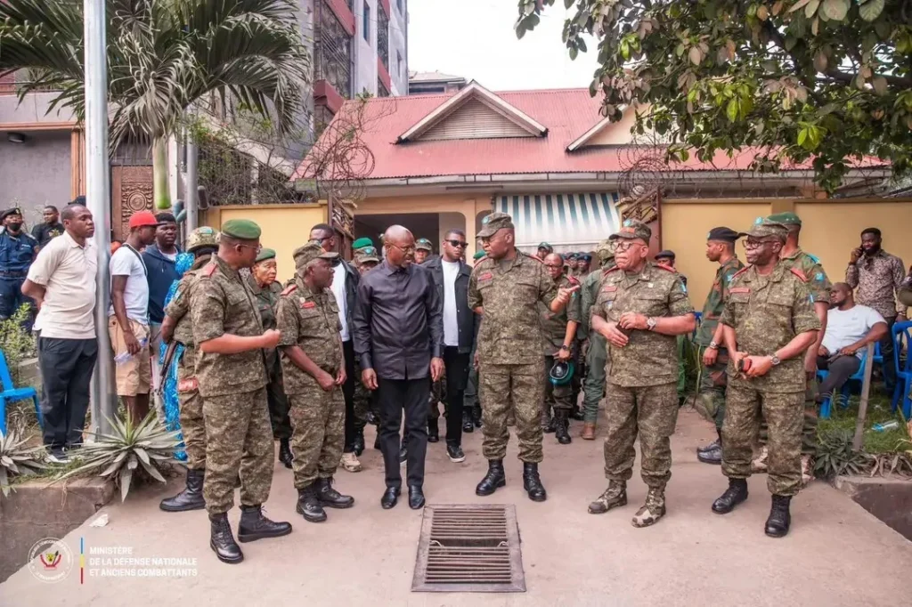 RDC : les déplacements à l’étranger des officiers généraux et supérieurs des FARDC suspendus jusqu’à nouvel ordre